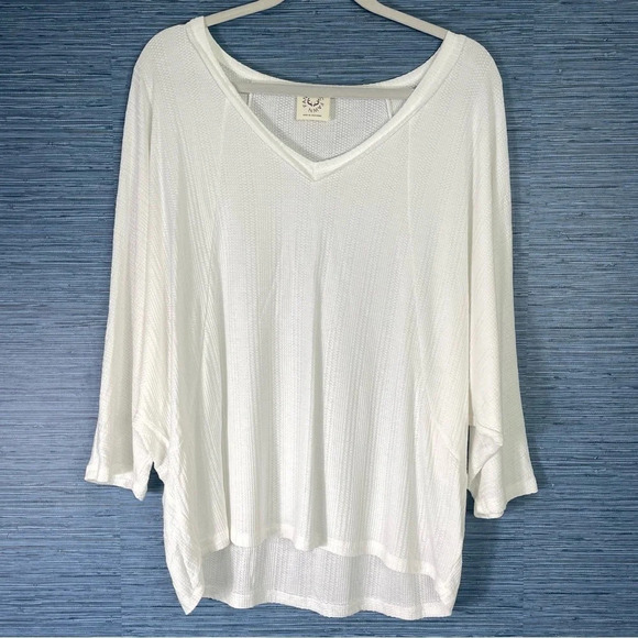 Fantastic Fawn White Medium Waffle Top - Picture 1 of 6
